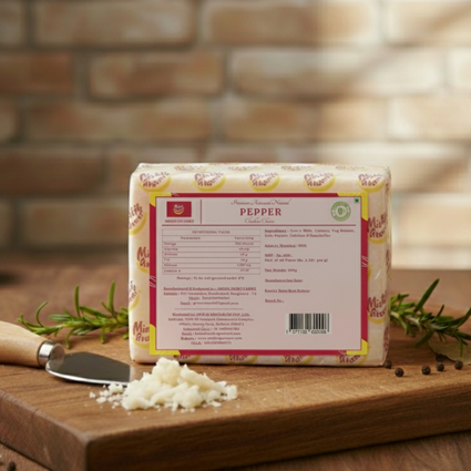 Mishti Gourmet Premium Artisanal Natural Pepper Cheddar Cheese 200g